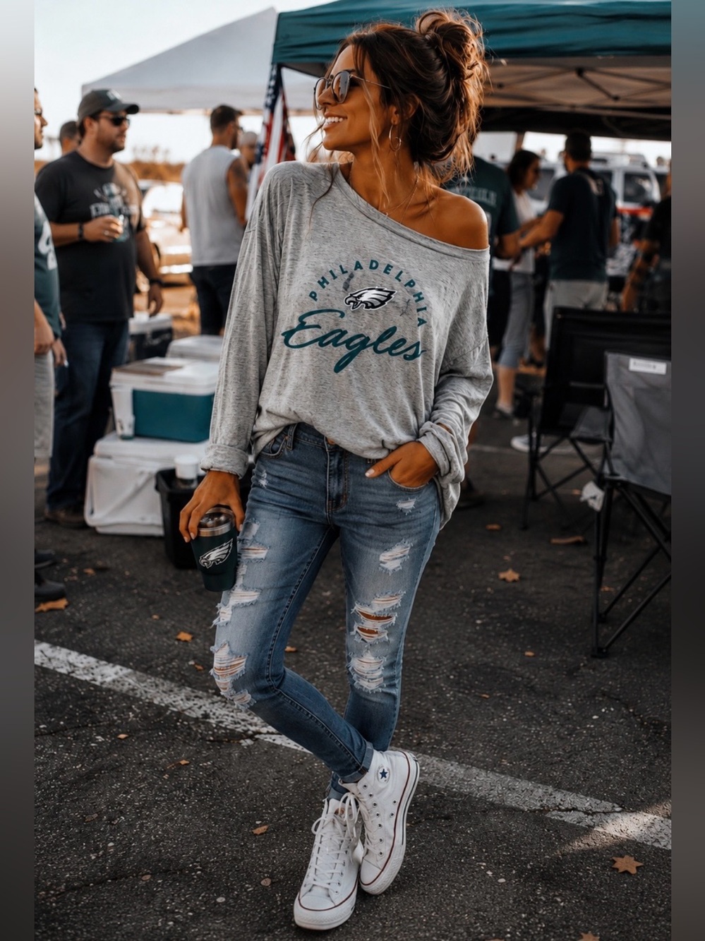 NWT Fanatics Womenās NFL Phila Eagles Off The Shoulder LS Shirt